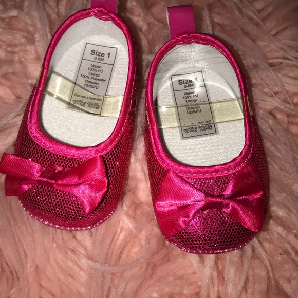 Brand new baby girl shoes 0-3m - Picture 2 of 4